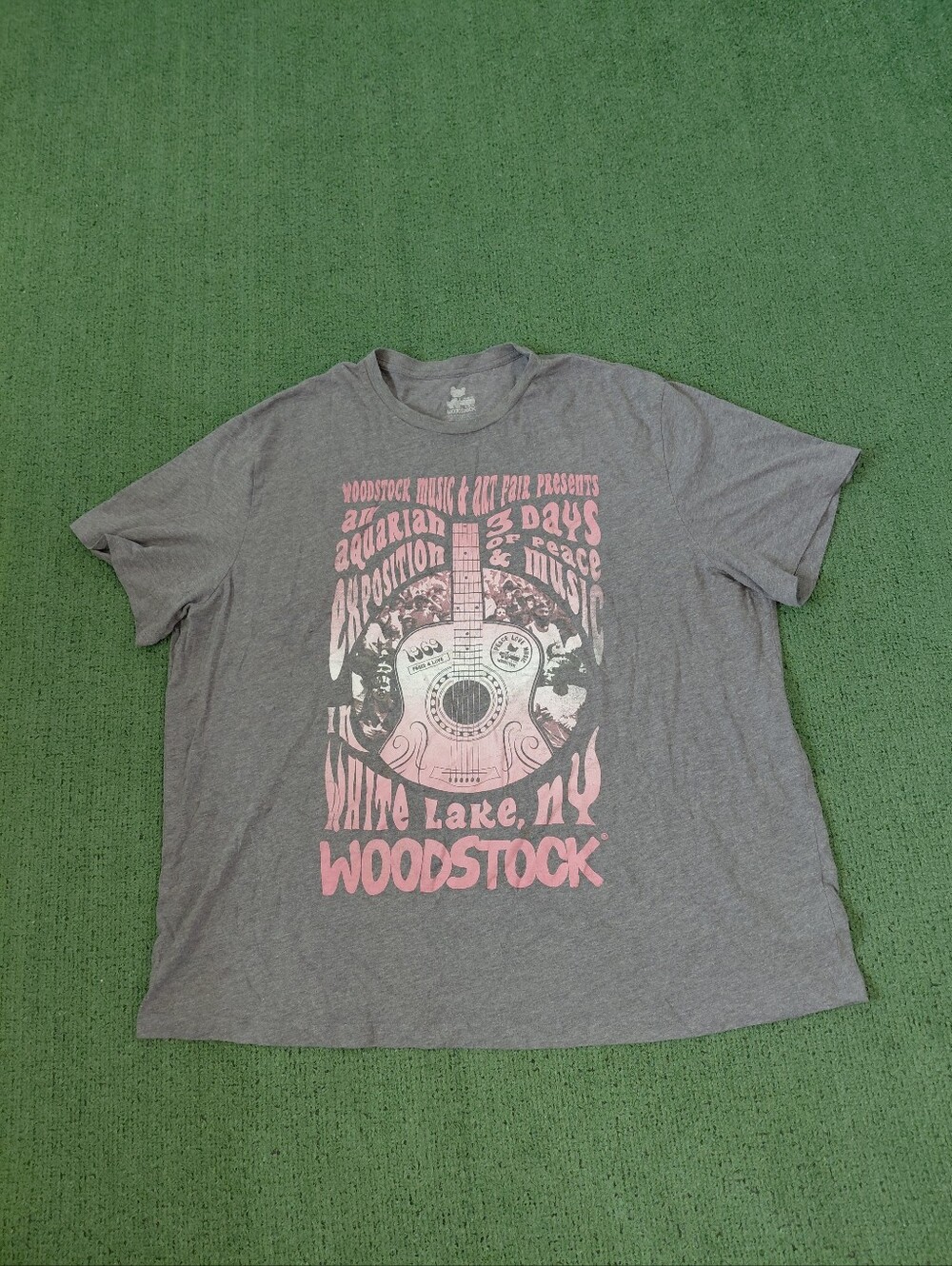 Retro Woodstock White Lake Nes York Hippy Music Gray T Shirt Sz 2XB
